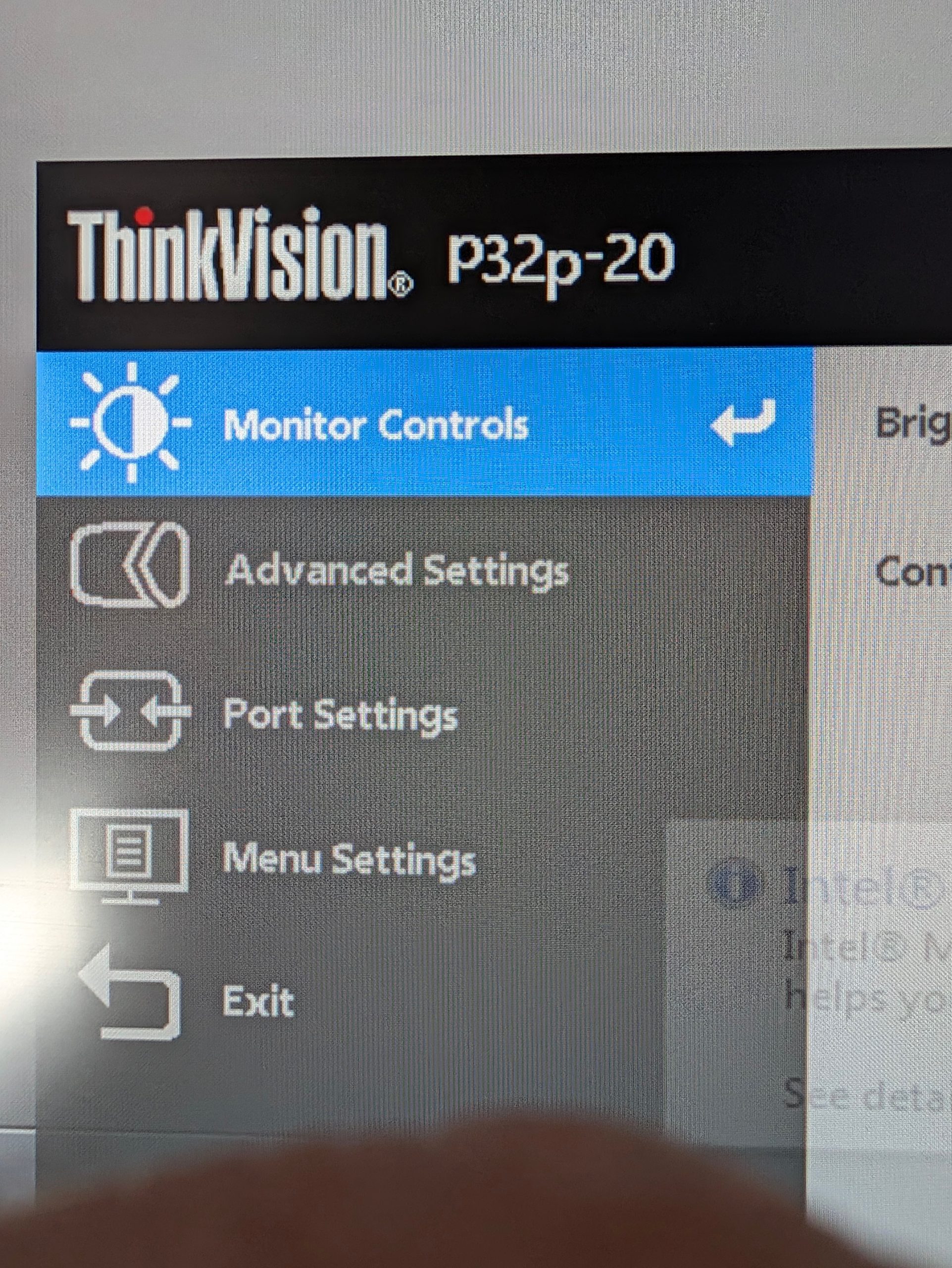 Lenovo 32" 4K 60Hz UHD 3840x2160 USB-C , HDMI, DP w/stand - Image 5
